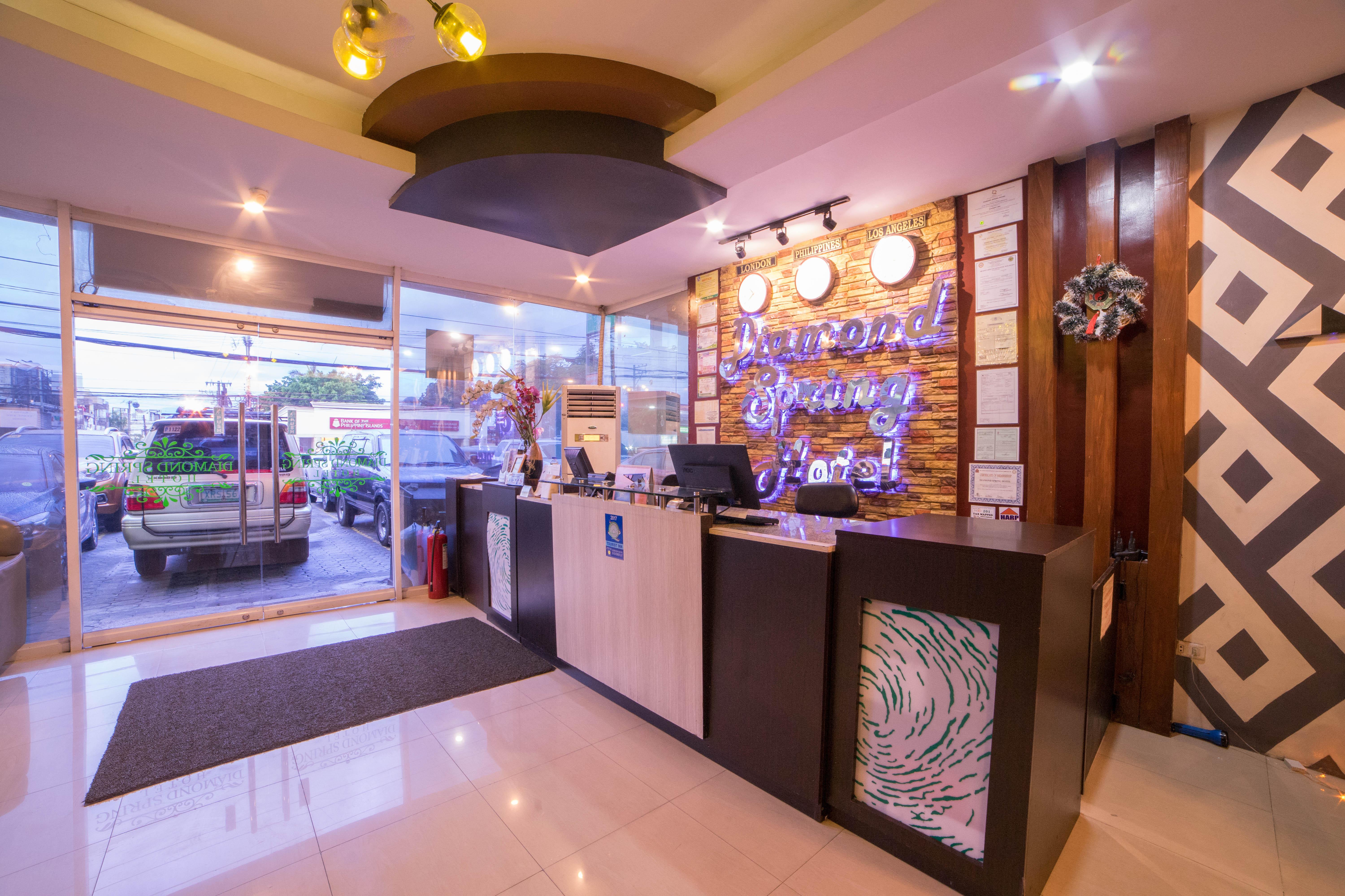 Reddoorz Plus @ Balibago Angeles City Экстерьер фото